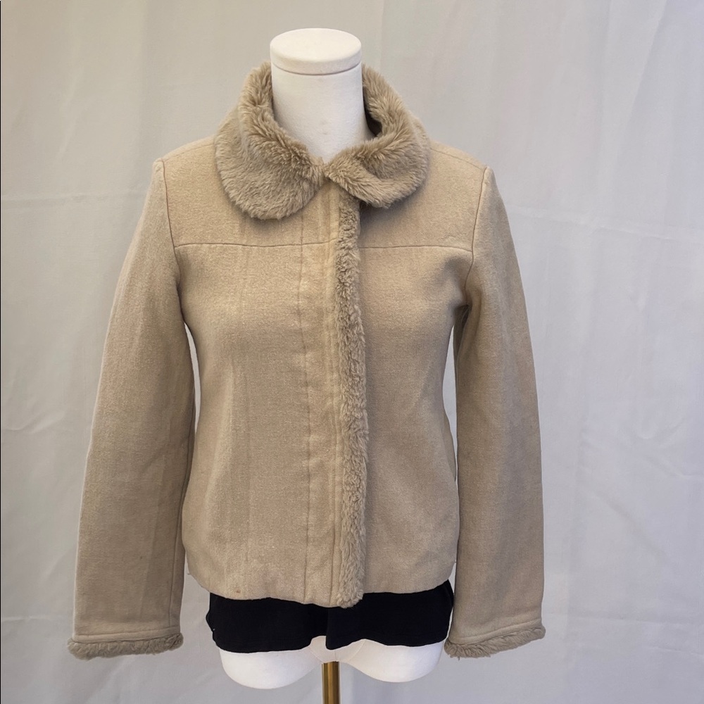 Absolutjoy‎ Women’s Jacket, size S, wool blend with faux fur collar